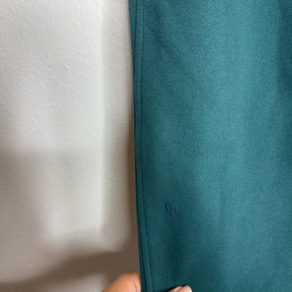 Lululemon Green Jasper Scuba Relaxed-Fit‎ High-Rise Jogger - Picture 3 of 7